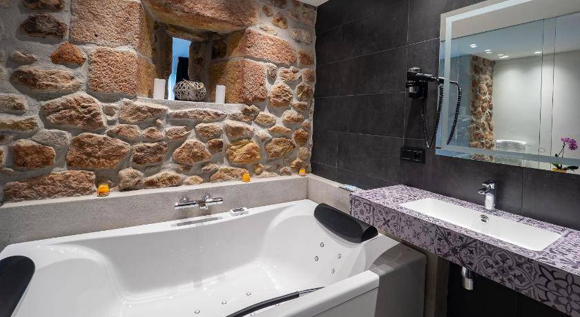 Photo of Bathroom in Olaskoegia