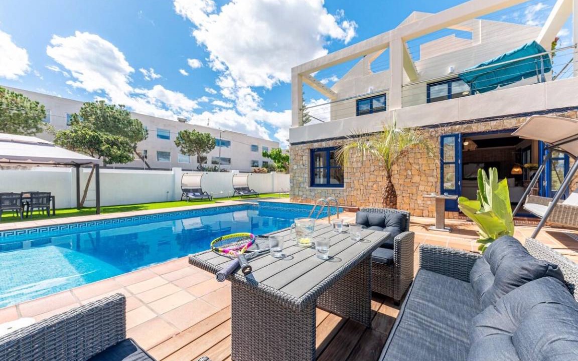 Photo of Patio Balcony in Vista Hermosa