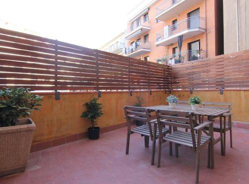 Photo of Patio Balcony in Navas