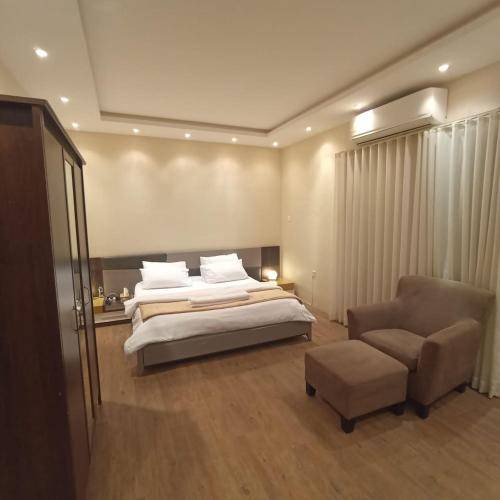 Photo of Bedroom in Al Sulimania