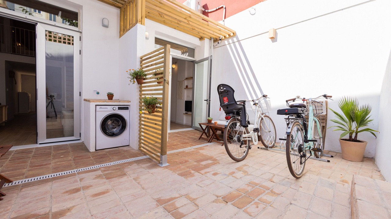 Photo of Patio Balcony in En Corts