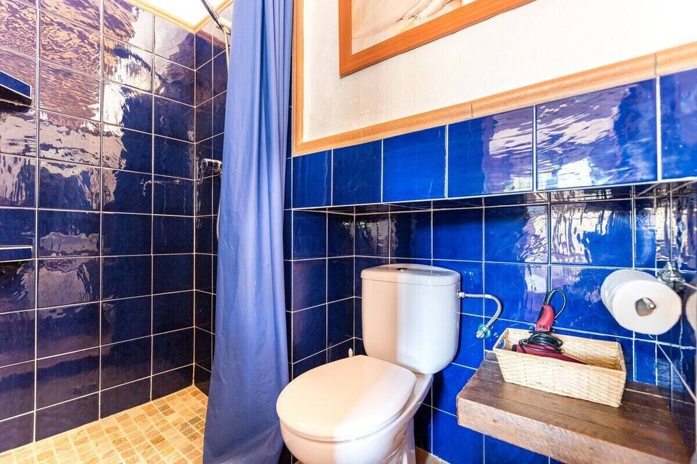 Photo of Bathroom in Alora