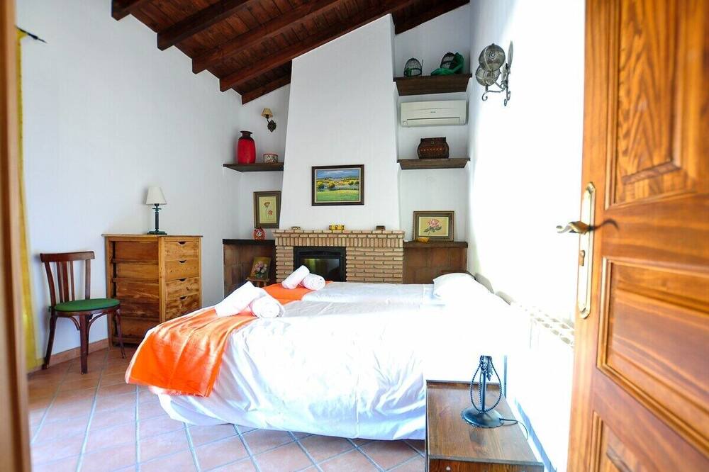 Photo of Bedroom in Alora