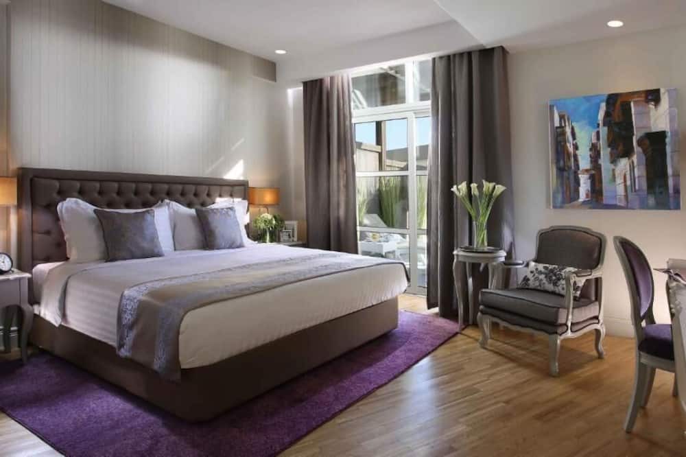 Photo of Bedroom in Sari Street