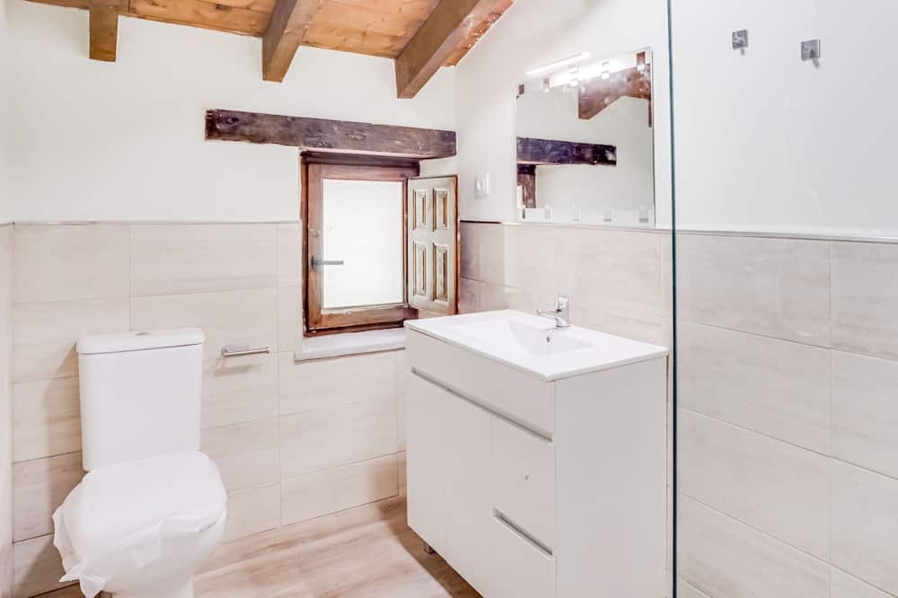 Photo of Bathroom in San Roque de Riomiera