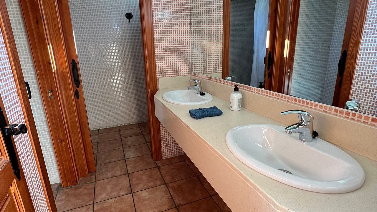 Photo of Bathroom in Arona