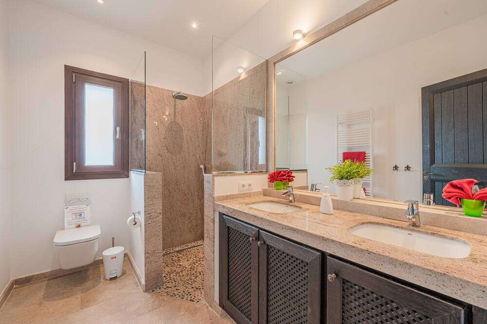 Photo of Bathroom in Cala Murada