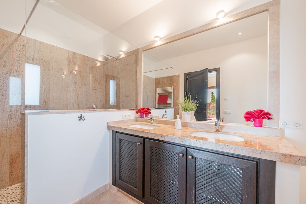 Photo of Bathroom in Cala Murada