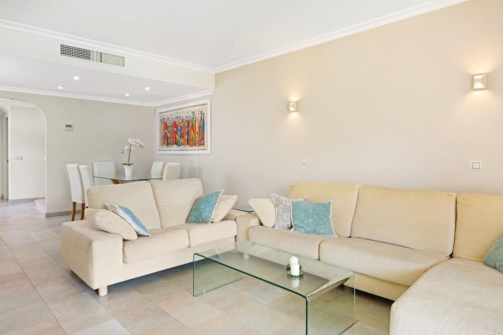 Photo of Livingroom in Maioris Decima