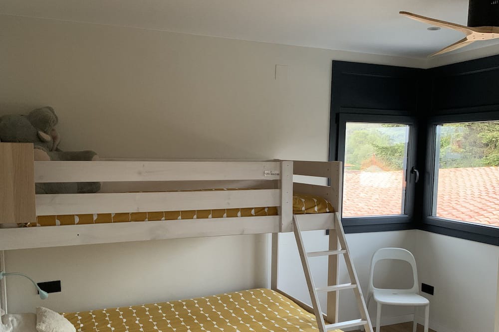 Photo of Bedroom in Les Franqueses del Valles