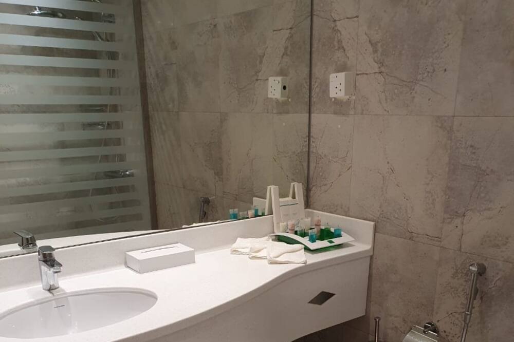 Photo of Bedroom in Dhahran