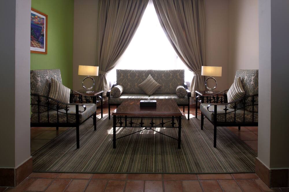 Photo of Bedroom in Dhahran