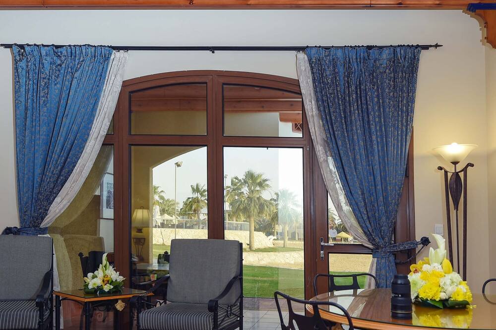 Photo of Bedroom in Dhahran