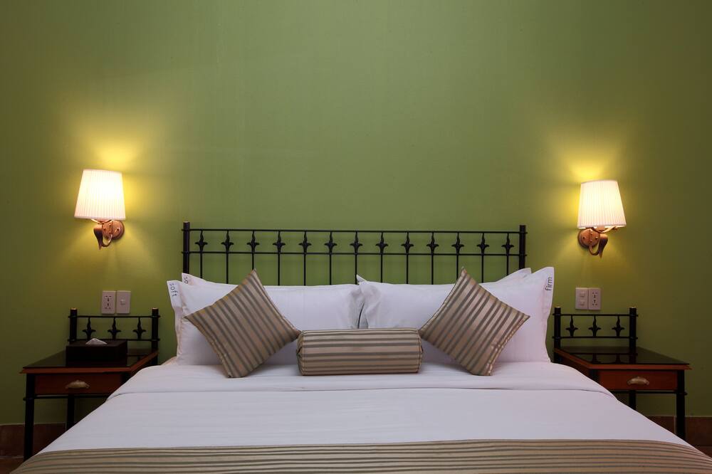 Photo of Bedroom in Dhahran