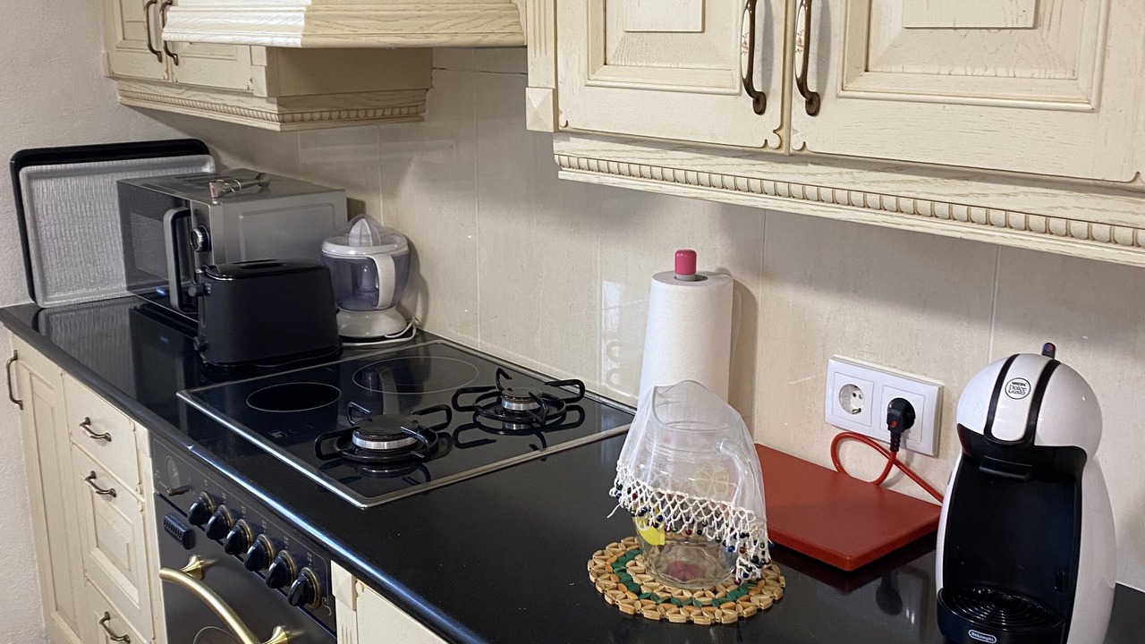 Photo of Kitchen in Guntin