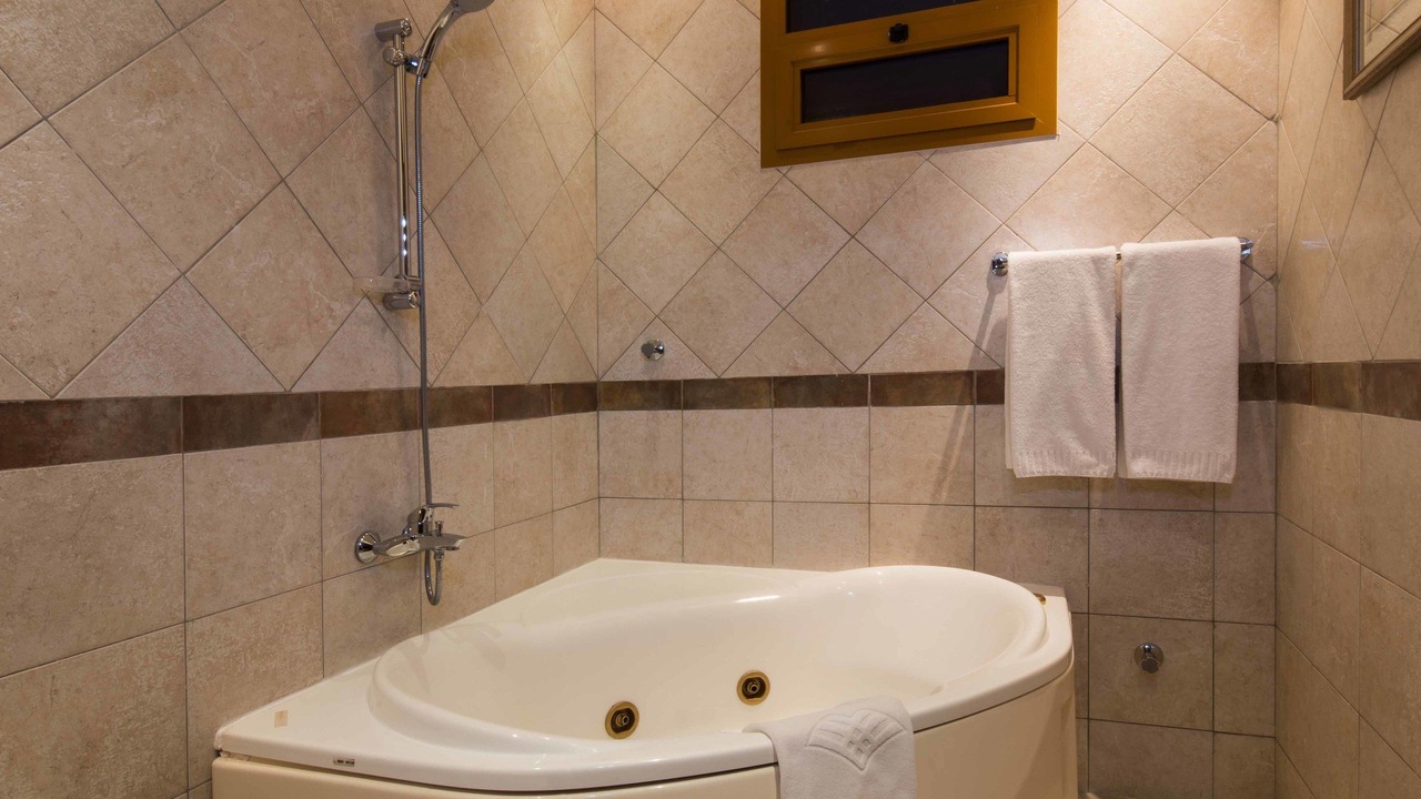 Photo of Bathroom in Unaizah