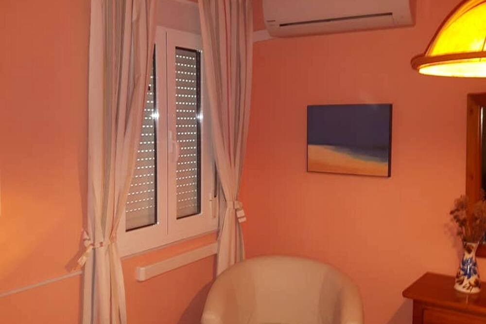 Photo of Livingroom in Sector N - Nutria