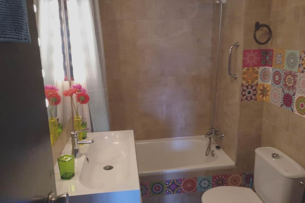 Photo of Bathroom in Sector N - Nutria