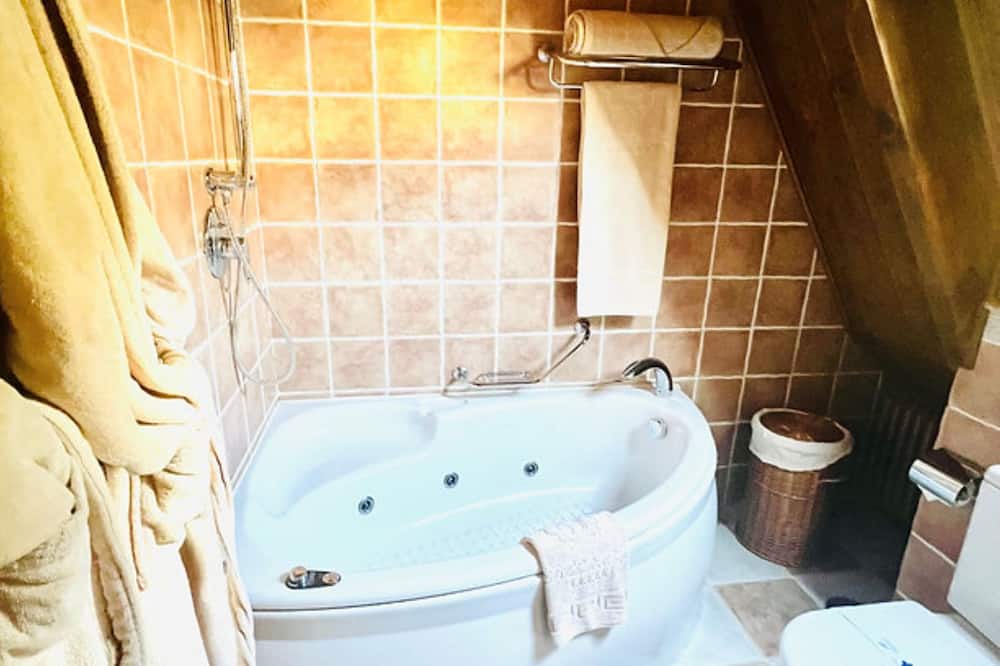 Photo of Bathroom in Miraflores de la Sierra