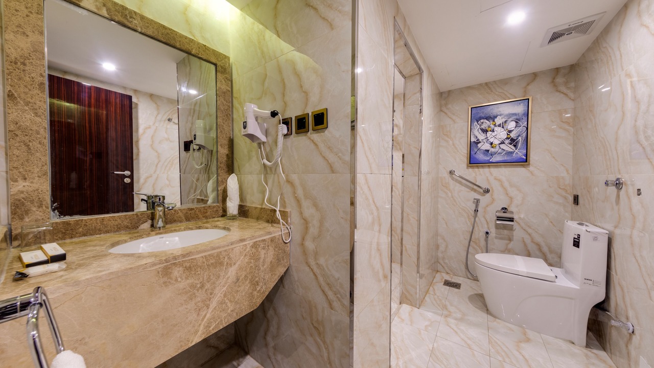 Photo of Bathroom in Hera Street