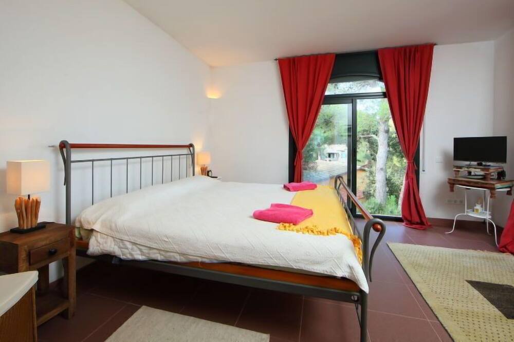 Photo of Bedroom in Begur