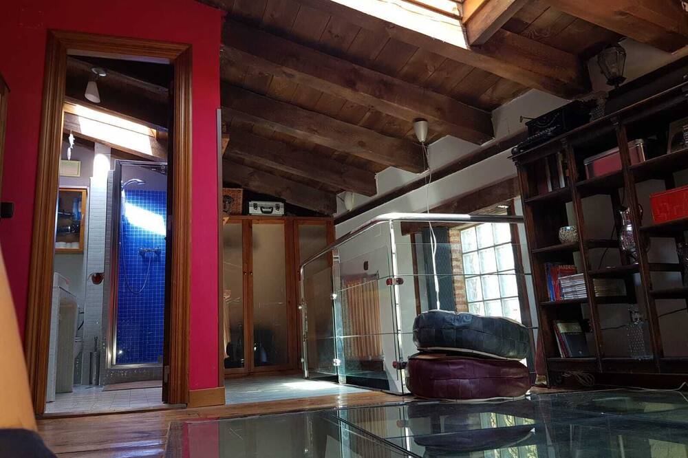 Photo of Livingroom in Velliza