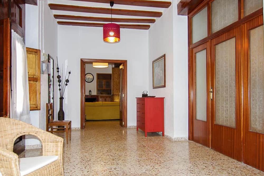 Photo of Livingroom in Planes