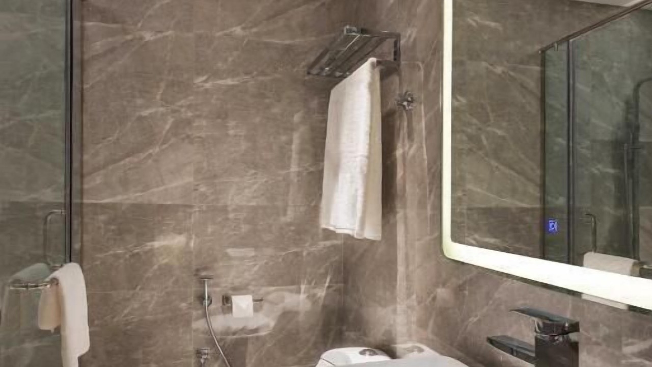 Photo of Bathroom in Unaizah