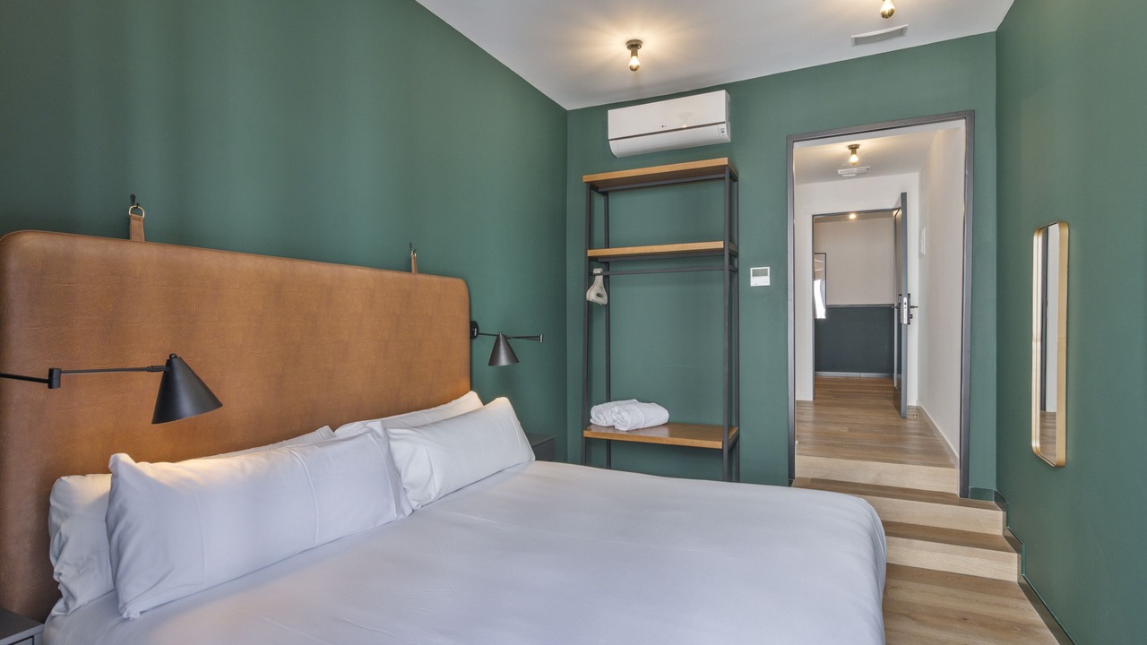 Photo of Bedroom in Golden Triangle of Art