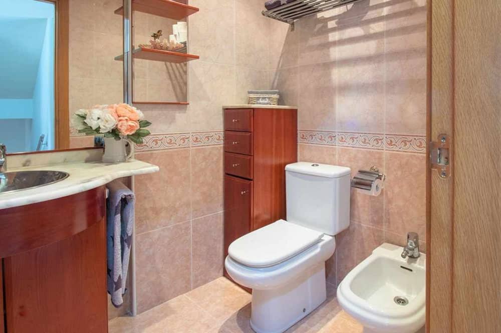 Photo of Bathroom in Bescano
