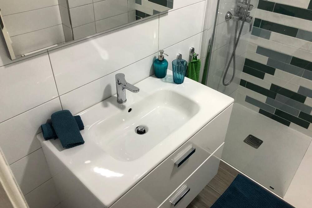 Photo of Bathroom in Costa Teguise