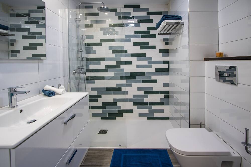 Photo of Bathroom in Costa Teguise