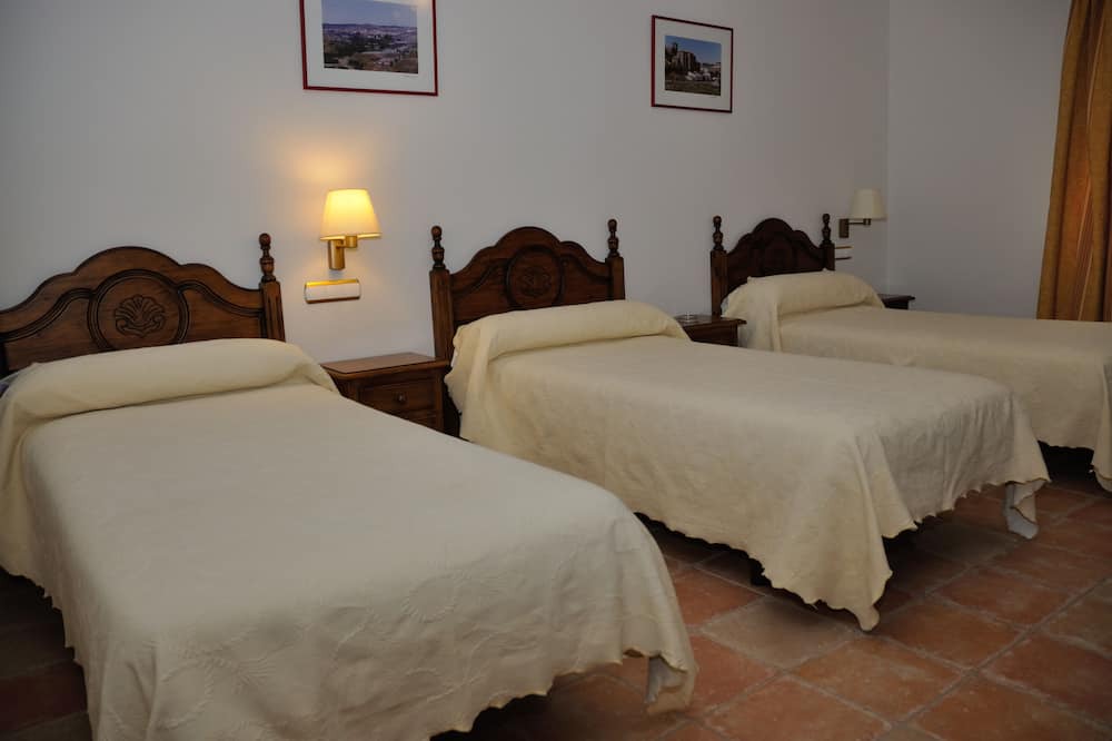 Photo of Bedroom in Almoguera