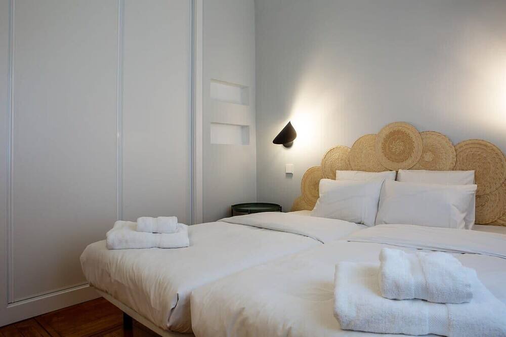 Photo of Bedroom in Jeronimos