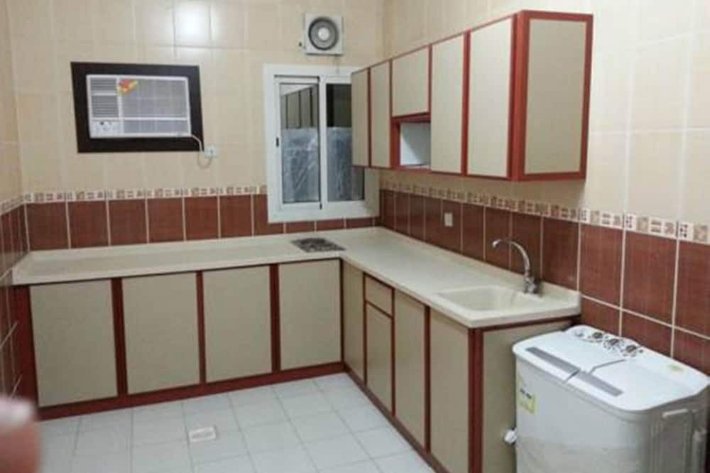 Photo of Kitchen in Hera Street