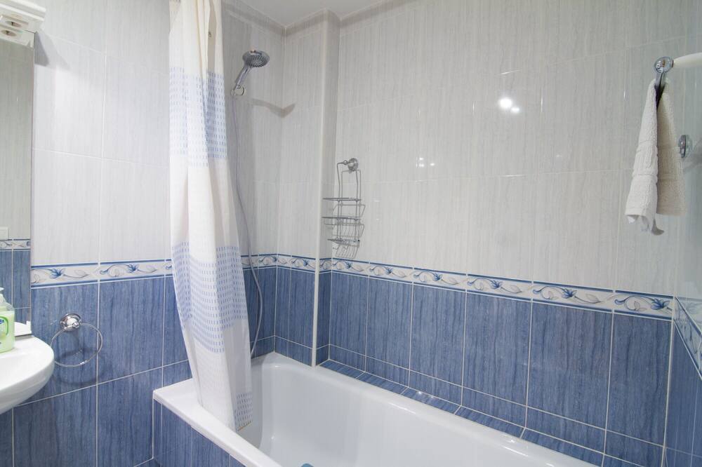 Photo of Bathroom in Urbanizacion Ladera del Mar