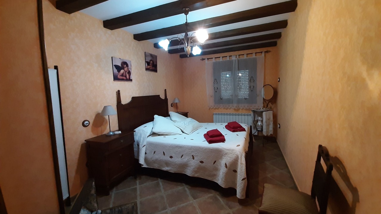 Photo of Bedroom in Hueva