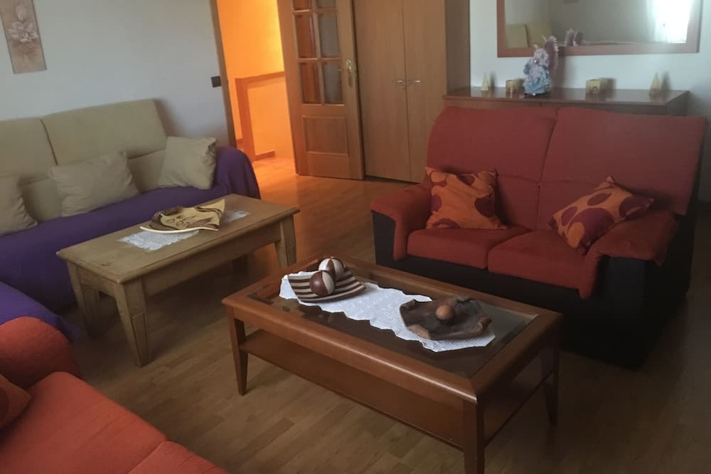 Photo of Livingroom in Fuentiduena de Tajo