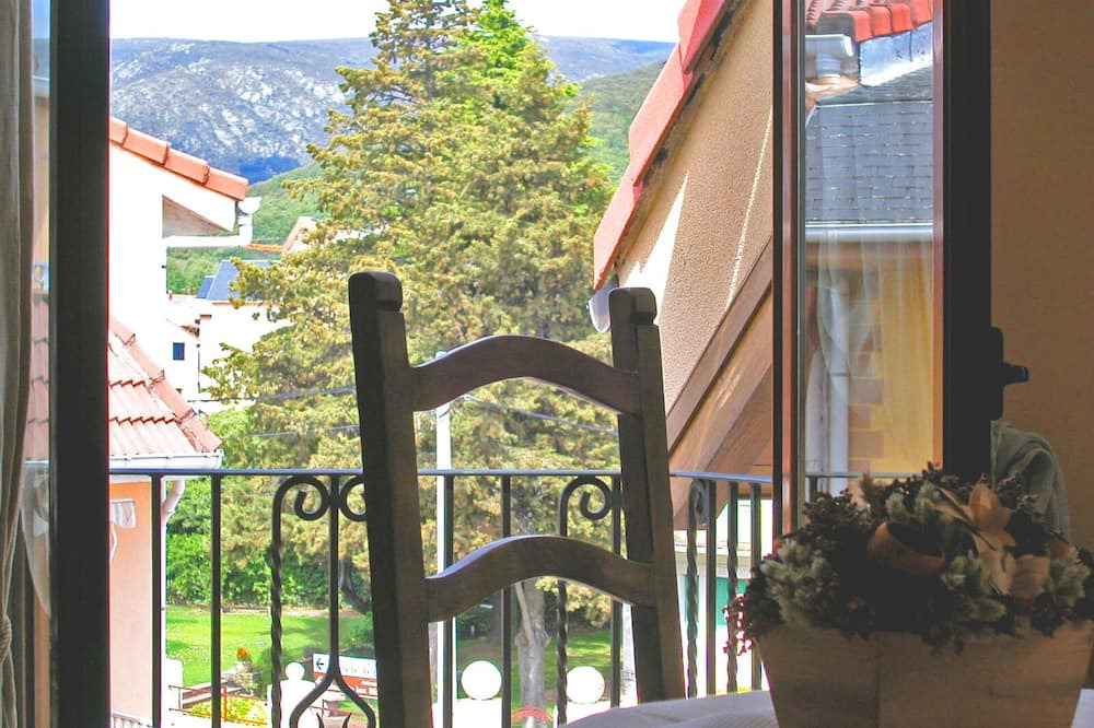 Photo of Patio Balcony in Rascafria