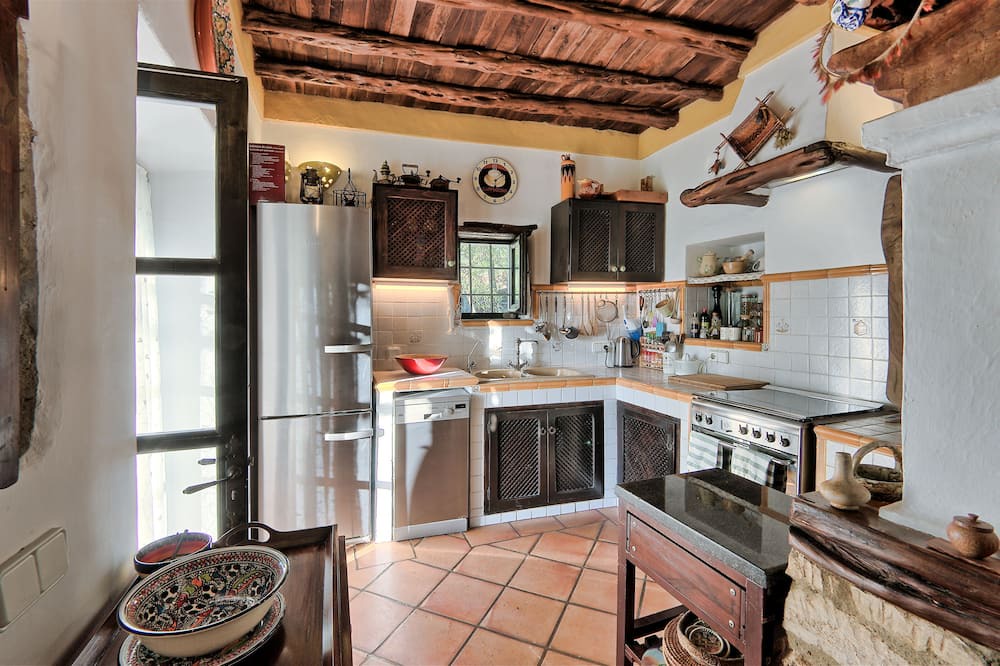 Photo of Kitchen in Sant Miquel de Balasant