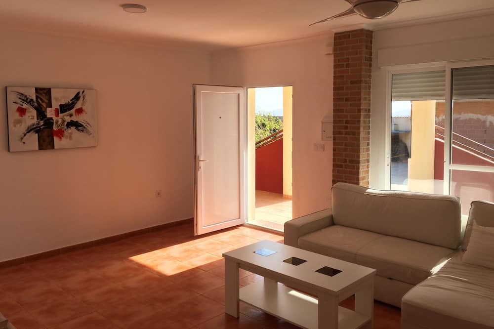 Photo of Livingroom in Perin