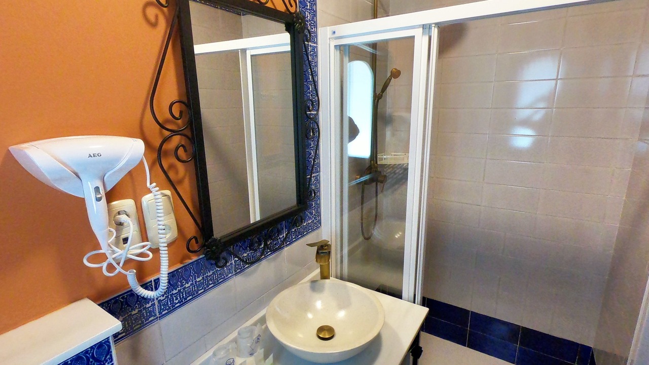 Photo of Bathroom in Alcala del Valle