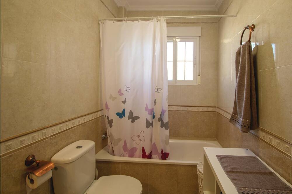 Photo of Bathroom in La Marina