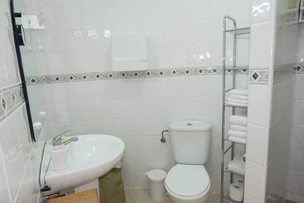 Photo of Bathroom in San Miguel de Salinas