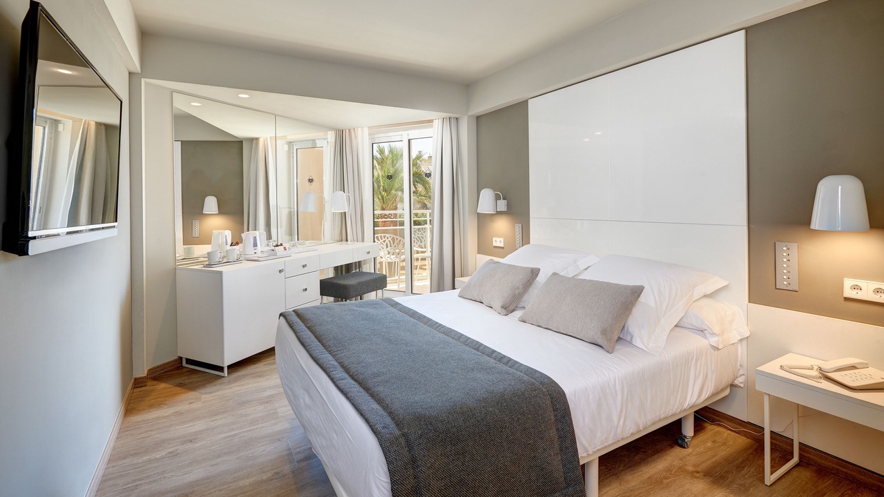 Photo of Bedroom in Cala Bona