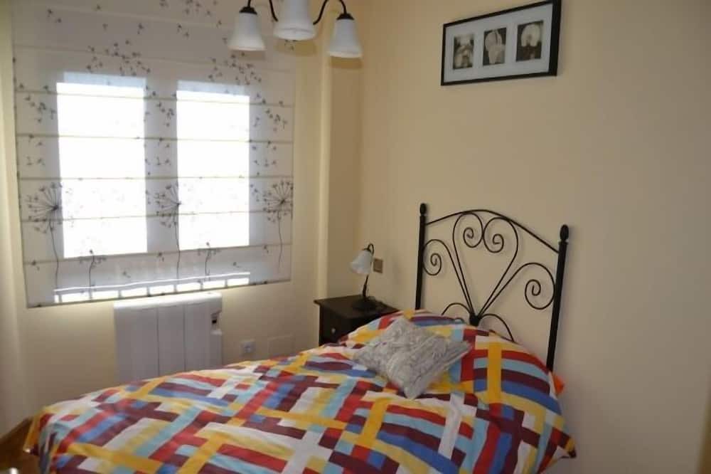 Photo of Bedroom in Bernuy-Salinero
