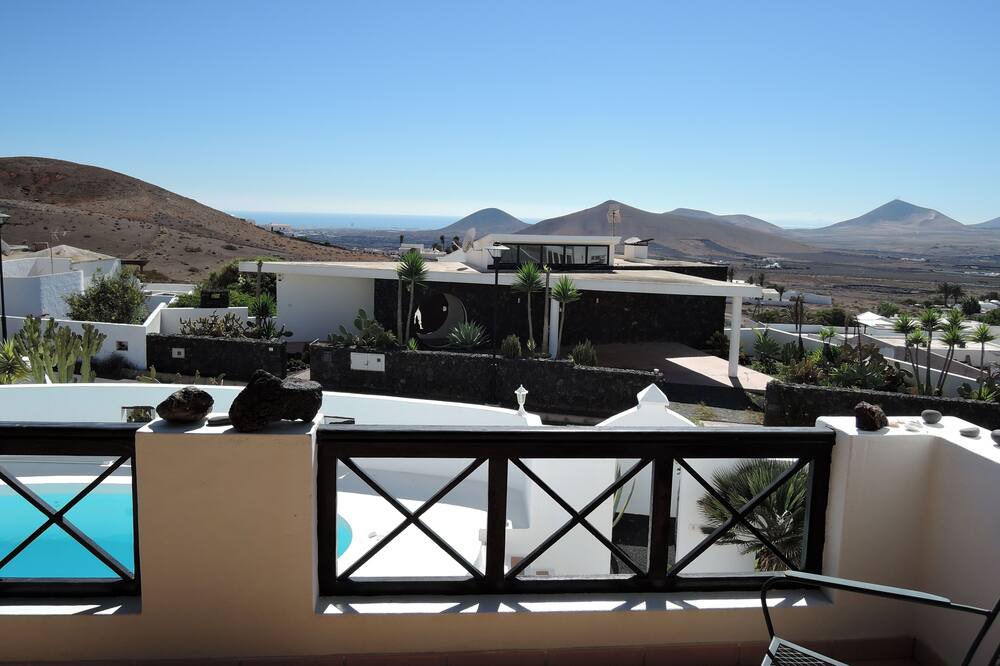 Photo of Patio Balcony in Nazaret