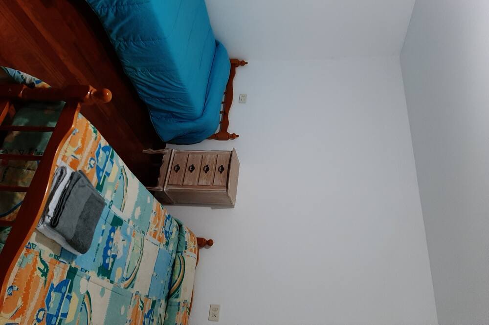 Photo of Bedroom in Covelo