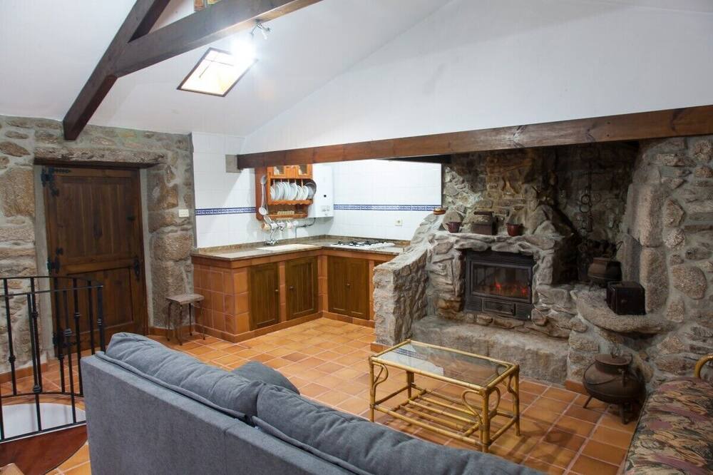 Photo of Livingroom in Covelo