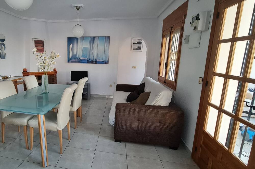 Photo of Livingroom in San Miguel de Salinas